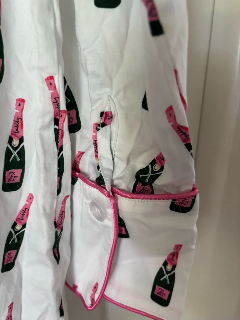 Toss Designs $88 Sleep Tight Champagne Bottle Night Shirt Size L/XL - Picture 6 of 8